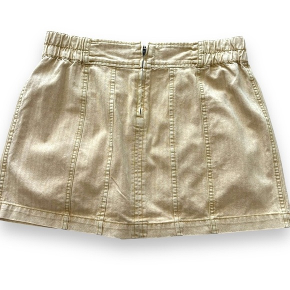 Free People Mini Skirt in “Gold Dust” Color with Front Pockets - Size 12 - Picture 3 of 9